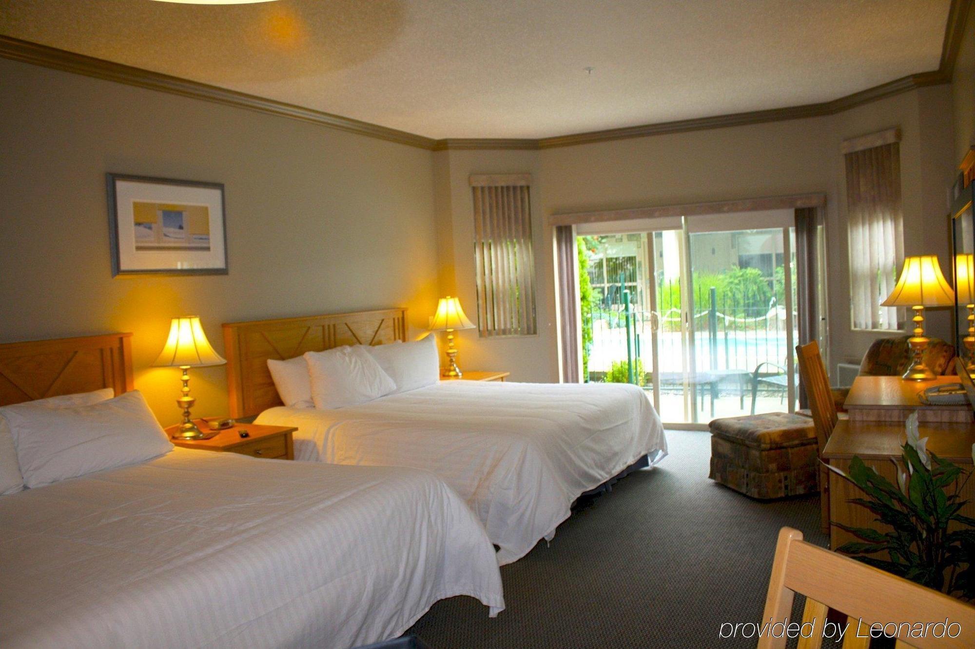 Hilltop Inn - Salmon Arm Eksteriør billede