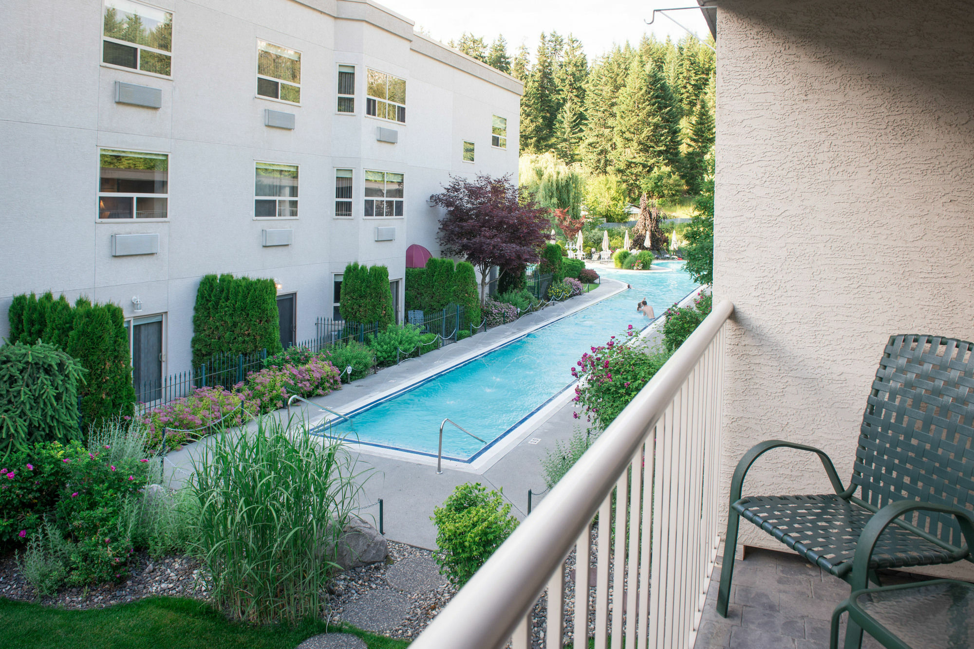 Hilltop Inn - Salmon Arm Eksteriør billede