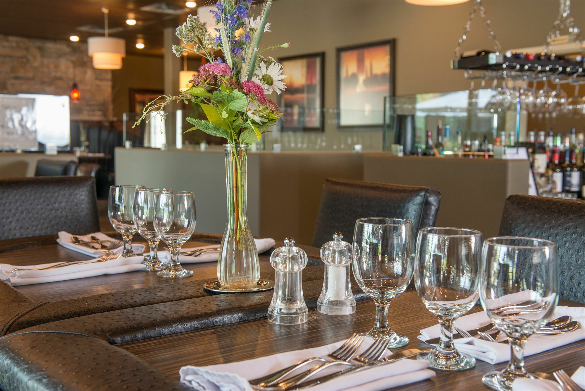 Hilltop Inn - Salmon Arm Eksteriør billede