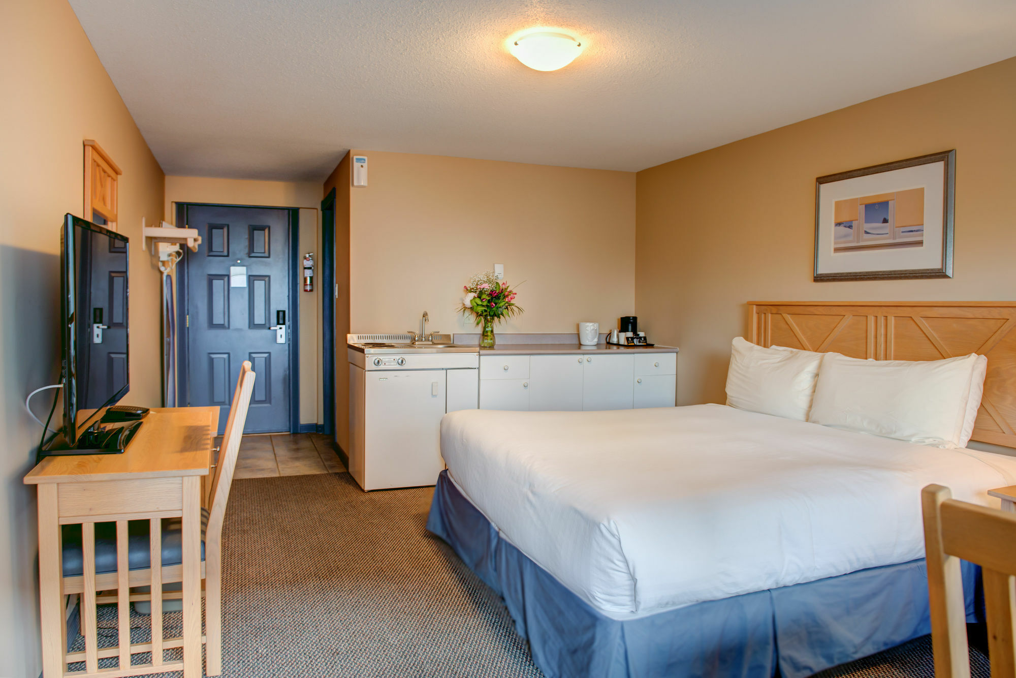 Hilltop Inn - Salmon Arm Eksteriør billede