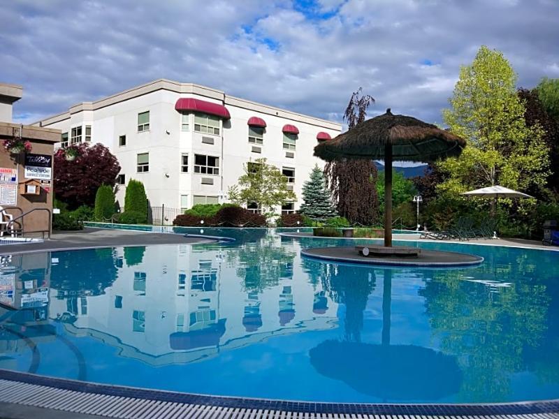 Hilltop Inn - Salmon Arm Eksteriør billede